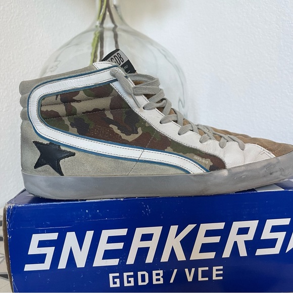 GOLDEN GOOSE
Men's Superstar Camo Mid-Top Sneakers - Picture 2 of 14